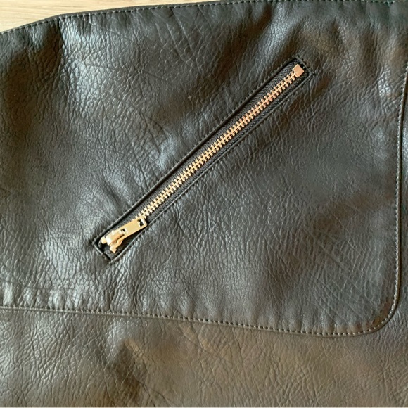 DEX plus size vegan leather skirt - 1X - Picture 5 of 6